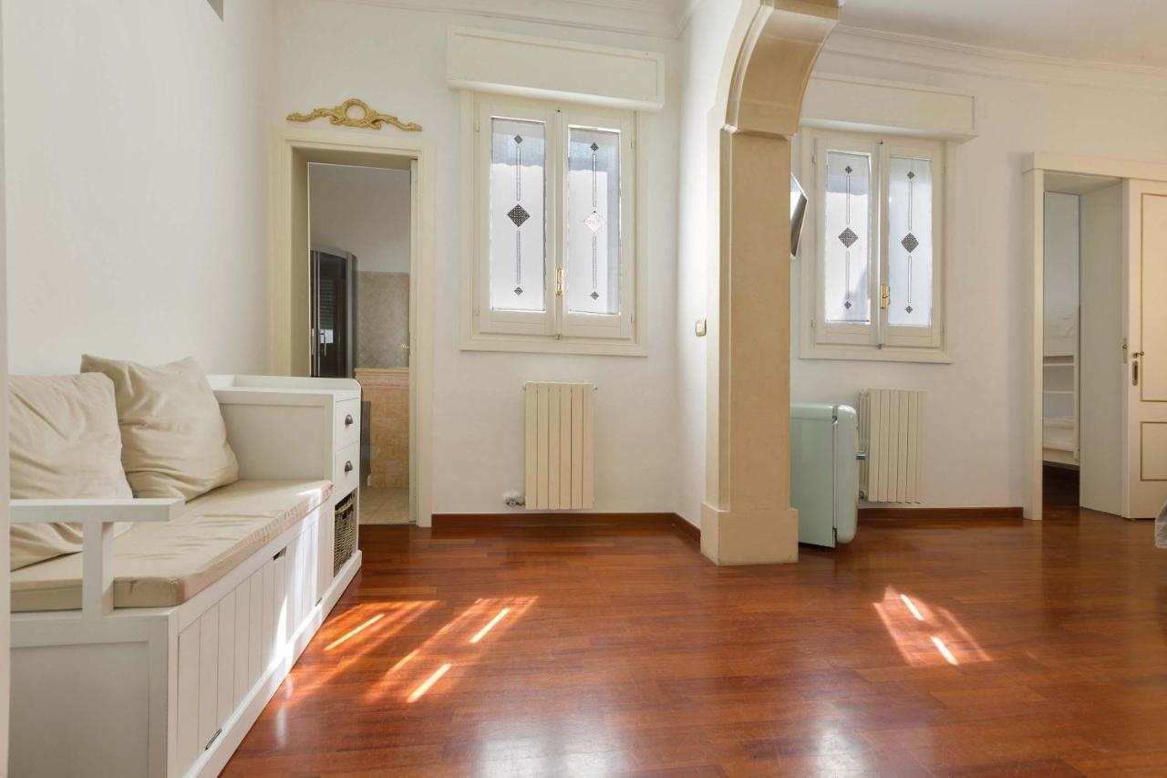 Mimi' Maison By Barbarhouse Lecce Esterno foto