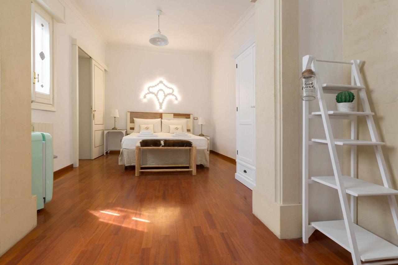 Mimi' Maison By Barbarhouse Lecce Esterno foto